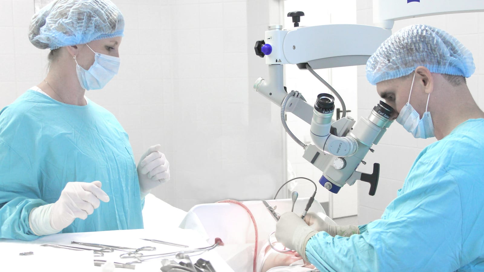 ENT surgery center procedure room