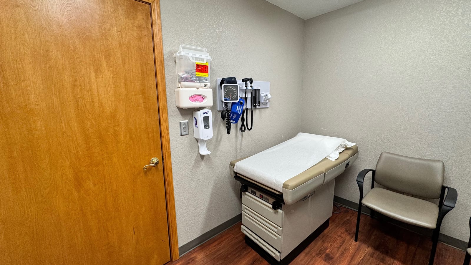 Clinical room being cleared during a practice closure