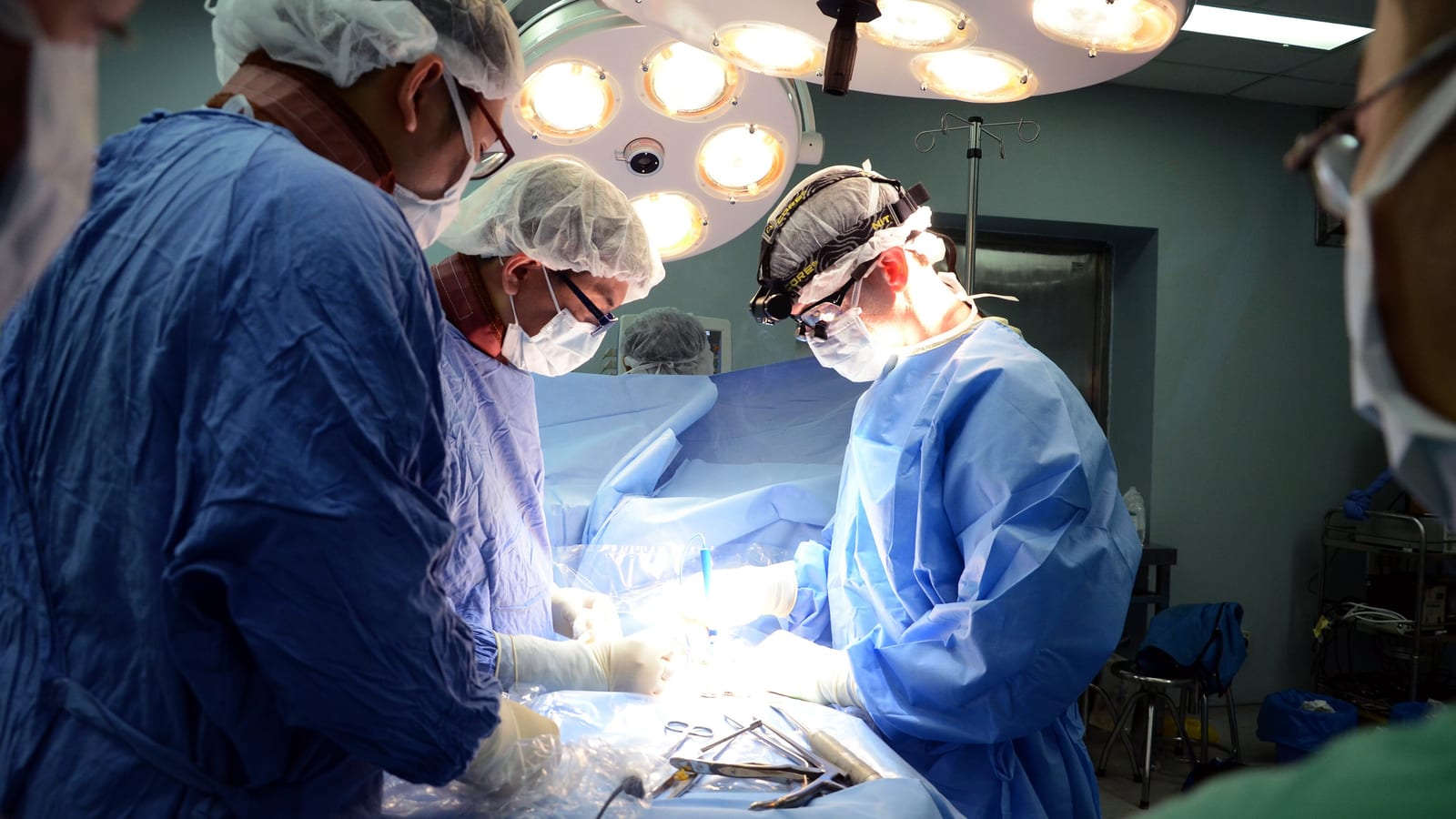 Spine surgery operating room with imaging in position